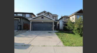 Airdrie- 3 Bedrooms+Den/2.5 Bath MAIN SUITE with Double attached Garage