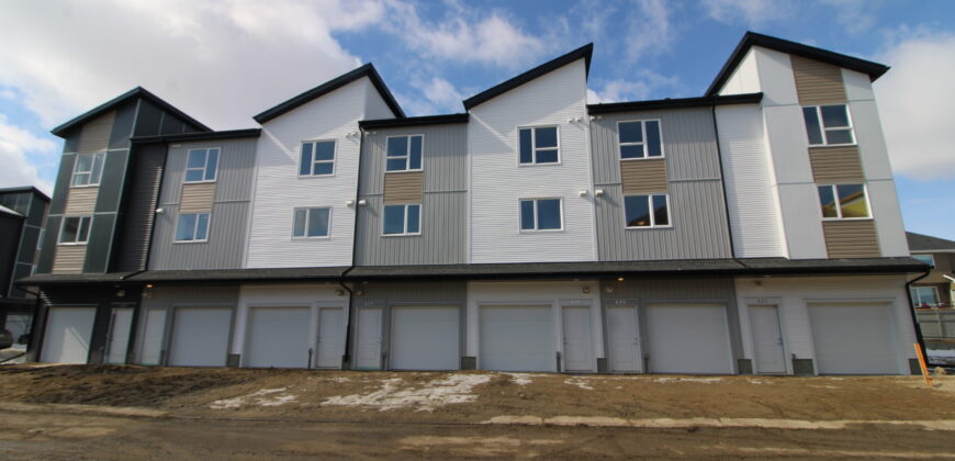 Redstone – Brand New 3 Bedroom, 2.5 Bath Townhouse with 1 Car Garage