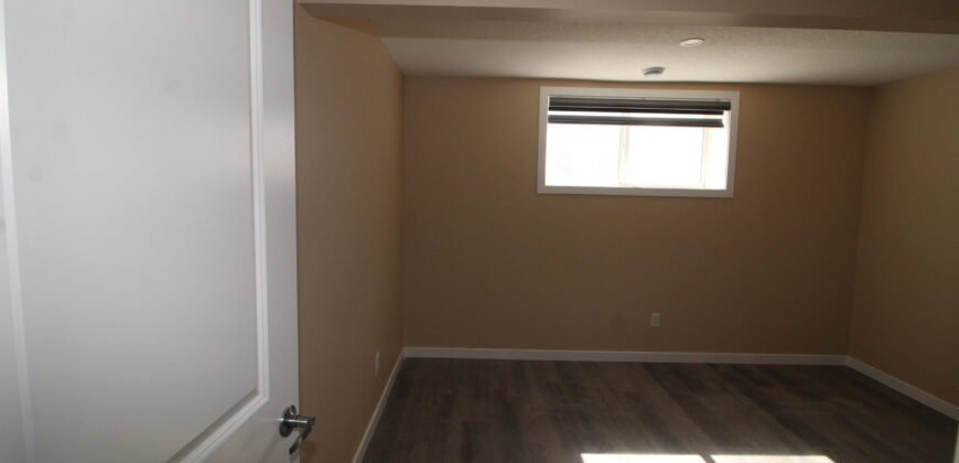 Savanna- Beautiful 1 Bedroom, 1 Bath Basement