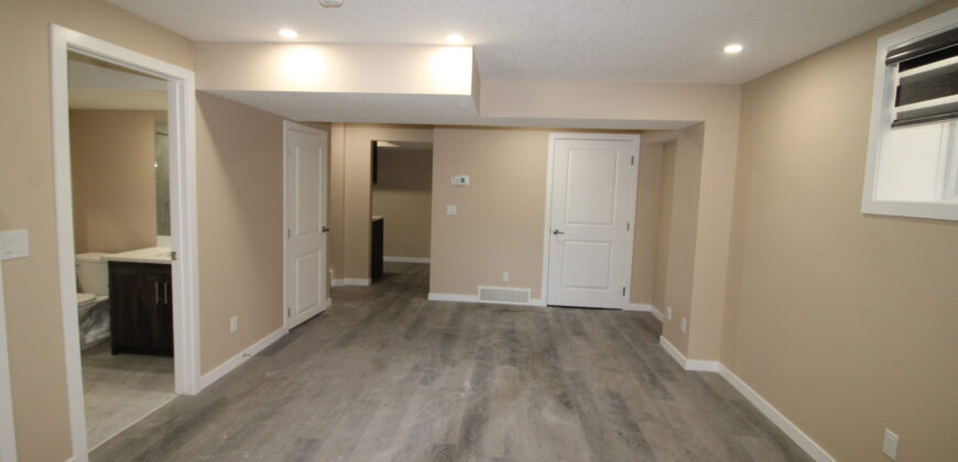 Savanna- Beautiful 1 Bedroom, 1 Bath Basement