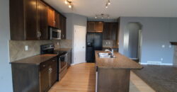 McKenzie Towne- MAIN SUITE-3BR+Bonus/2.5Bath, with Dbl. Detached Garage