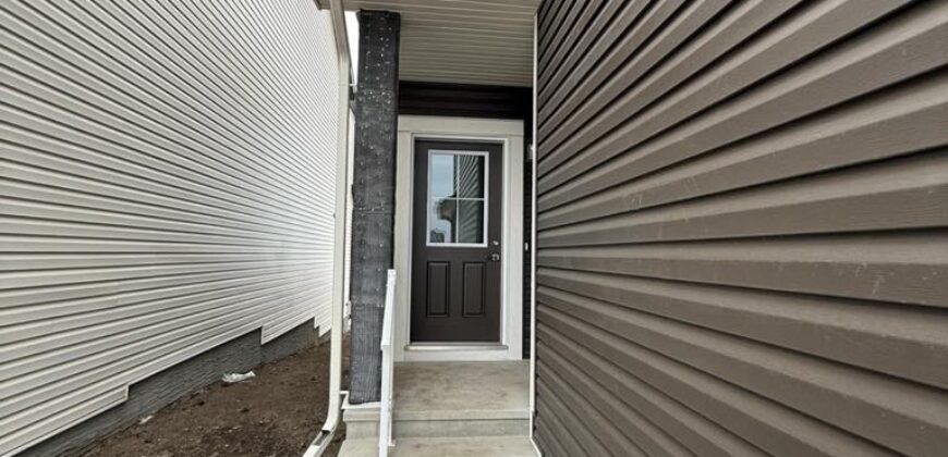 Hotchkiss – Brand New Full House 3Brs/2.5 Bath with Dbl Garage