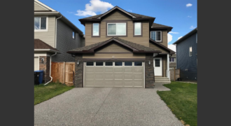 Evergreen- Beautifu 3Br/2.5Bath 2 storey Home With Dbl Attached Garage