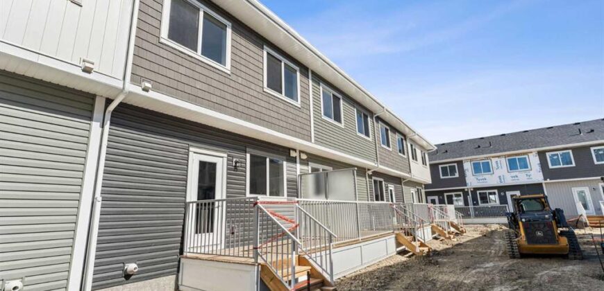 REDSTONE- Brand New 3 Bedrooms/2.5Bath Townhouse with Outside Parking