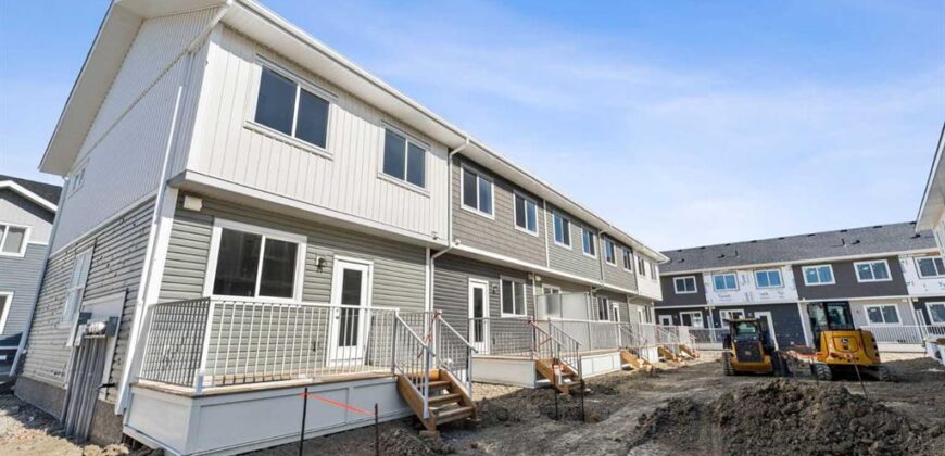 REDSTONE- Brand New 3 Bedrooms/2.5Bath Townhouse with Outside Parking