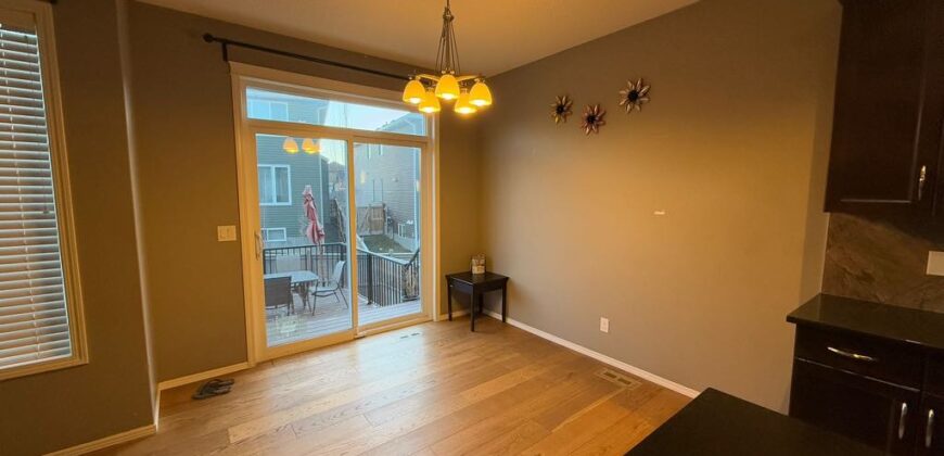 EVANSTON- Beautiful Modern MAIN Suite-3Br+2.5 Bath+Attached Dbl Garage