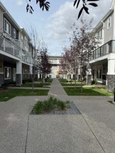 PHOTO 2025 10 03 05 14 27