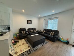 PHOTO 2025 10 03 05 15 11 3 1