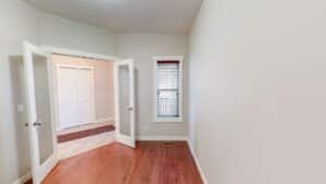09 72 walden square se main floor flex room