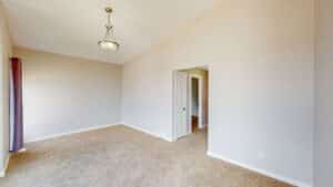 11 72 walden square se bonus room 2