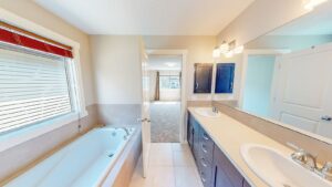 15 72 walden square se primary ensuite soaker tub