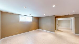 24 72 walden square se basement room
